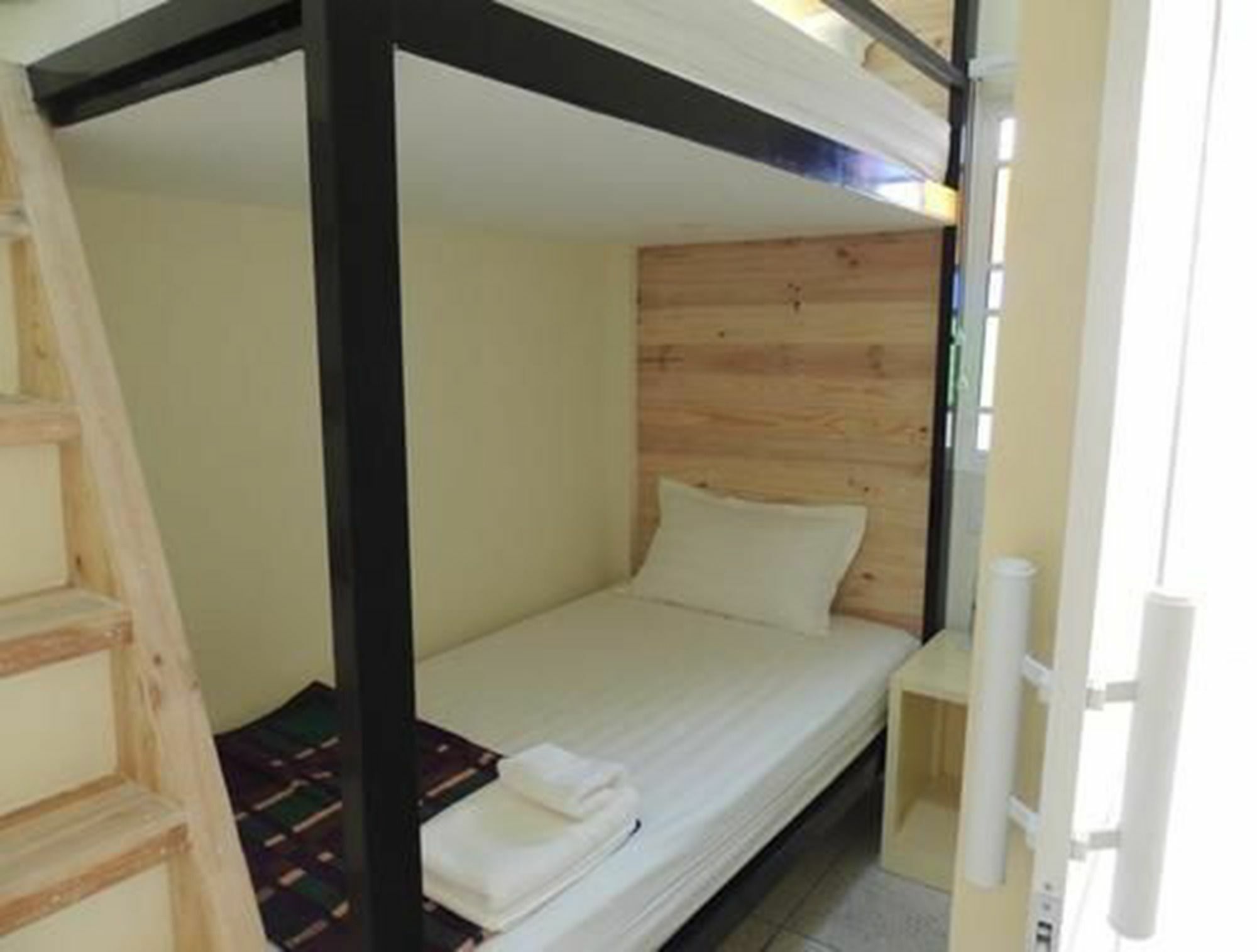 Lotus Bed & Breakfast Γιανγκόν Εξωτερικό φωτογραφία