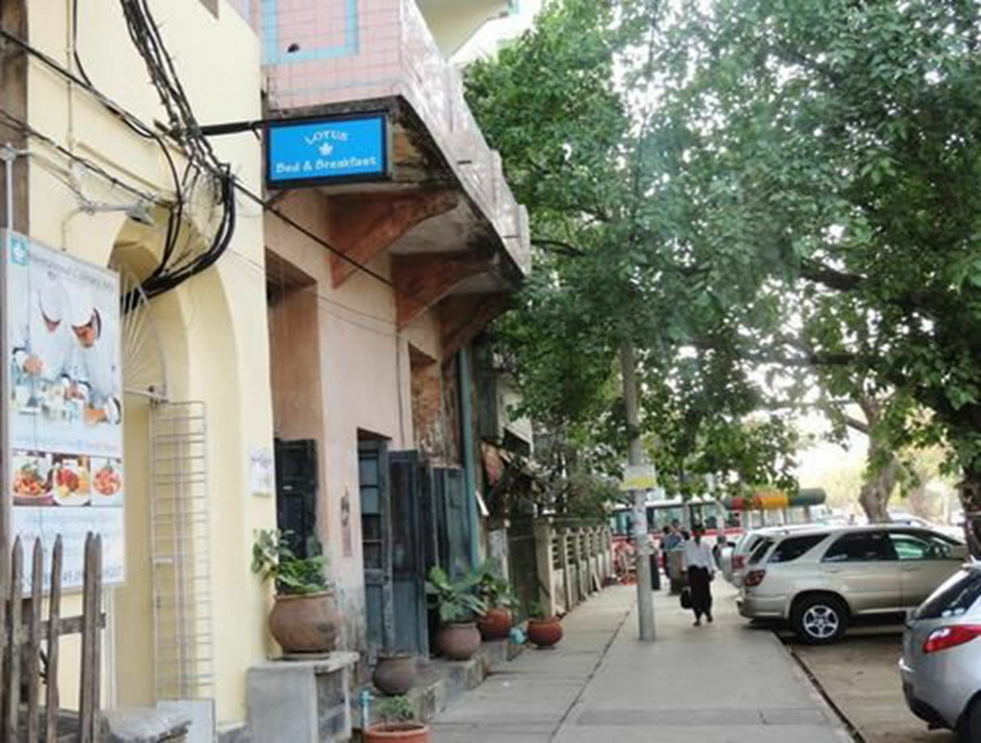 Lotus Bed & Breakfast Γιανγκόν Εξωτερικό φωτογραφία