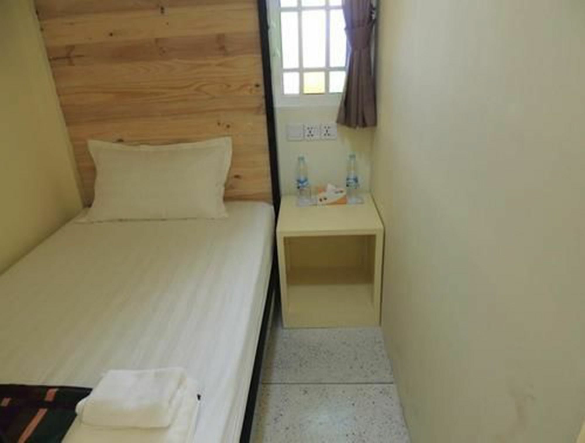 Lotus Bed & Breakfast Γιανγκόν Εξωτερικό φωτογραφία
