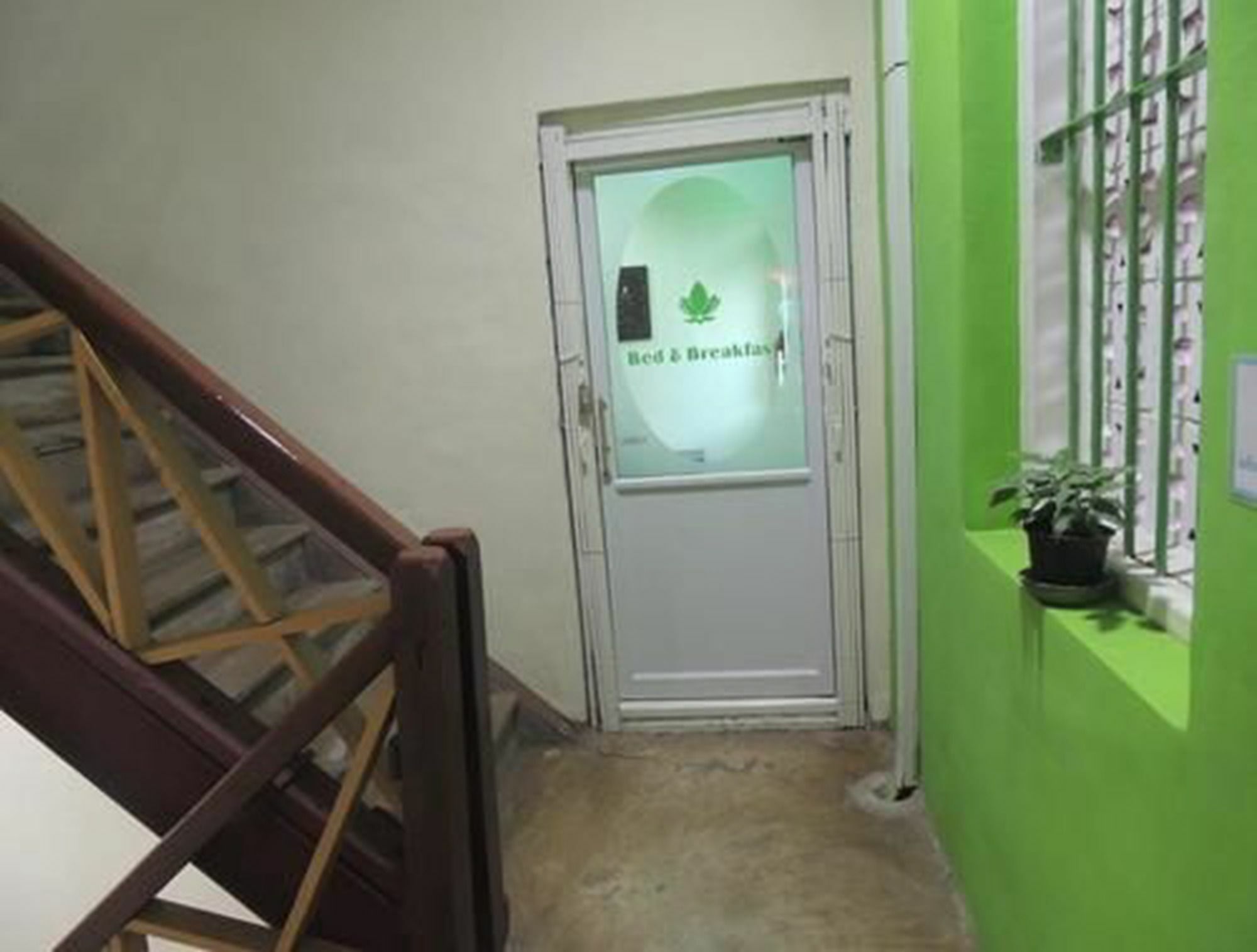 Lotus Bed & Breakfast Γιανγκόν Εξωτερικό φωτογραφία